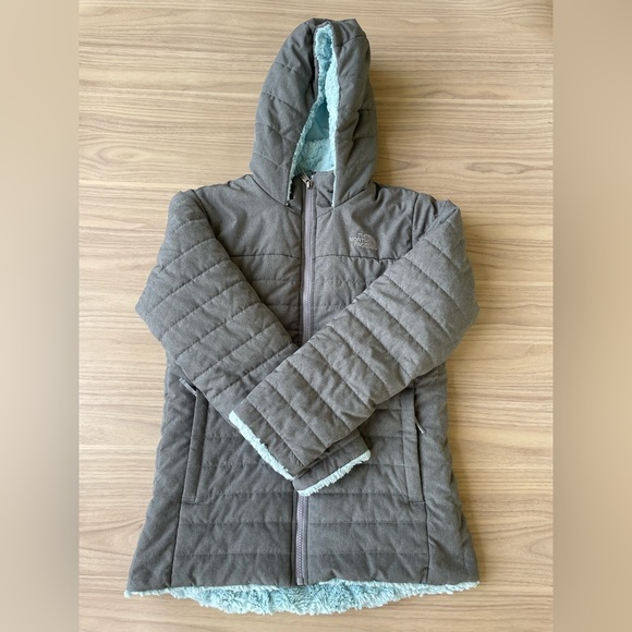 The North Face Kids Gray Jacket - Picture 2 of 11